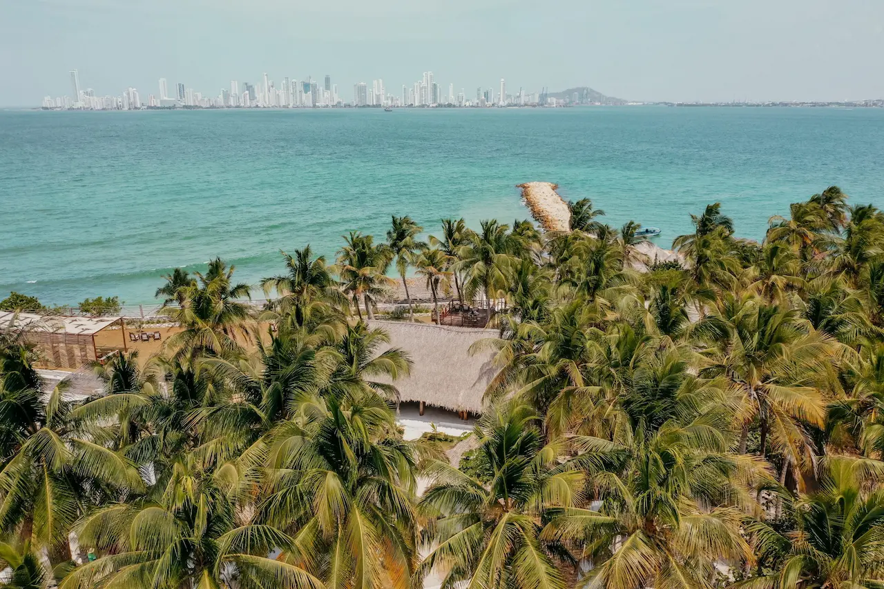 Vista Mare Beach Club Day Pass